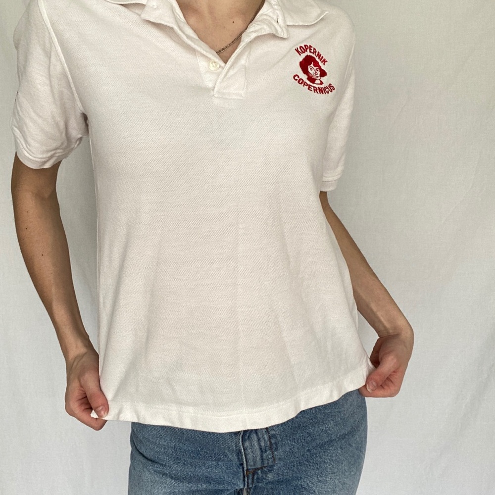 Vintage White & Red Collared Shirt 🍓
